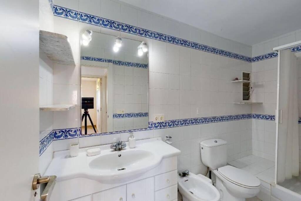 Апартаменты Apartamento Enfrente Del Mar Альтеа Экстерьер фото